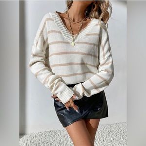 NWT American Eagle Outfitters | Vneck Striped Crop Sweater
